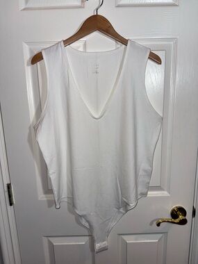 a new day White V-Neck Sleeveless Bodysuit